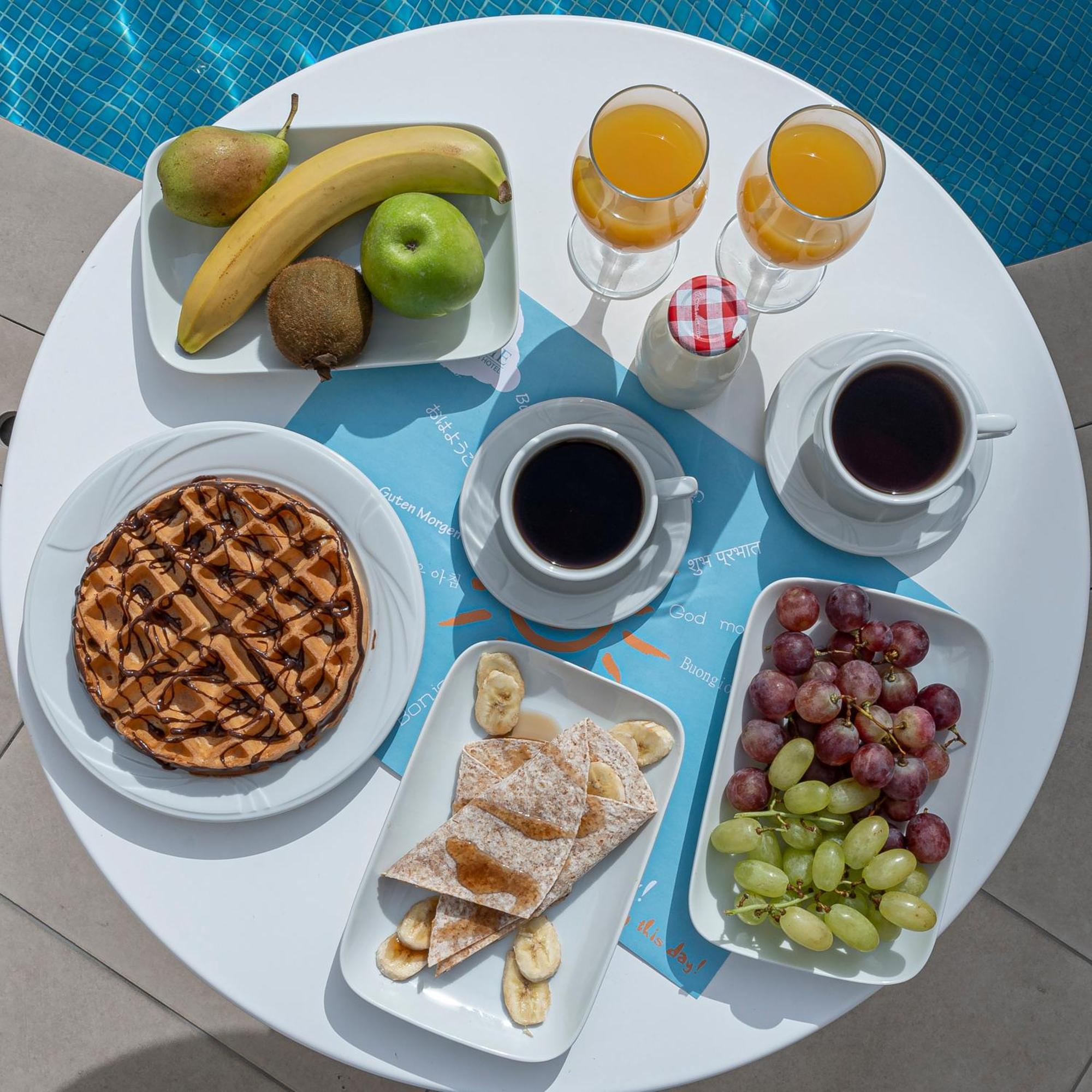 Reverie Santorini Hotel Firosztefáni Kültér fotó